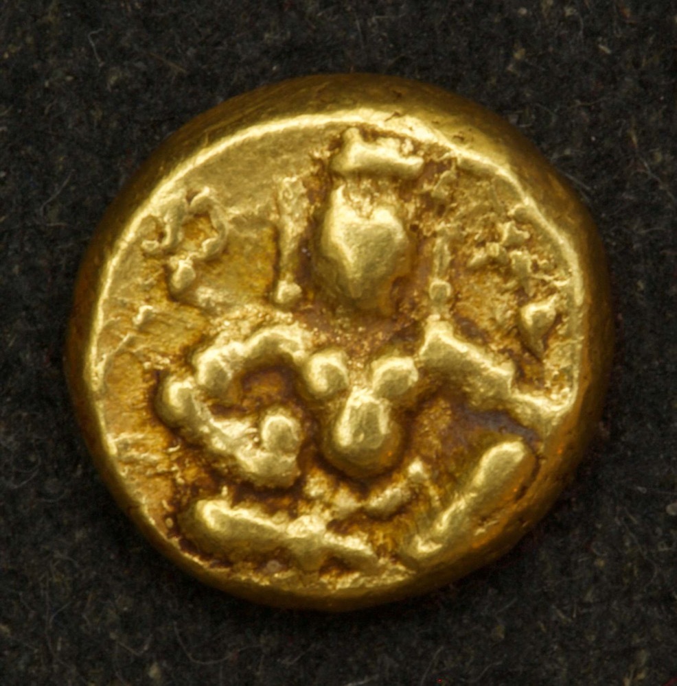 India (Nayakas of Chitradurga) 1758 ~ 1779 Gold Half Pagoda MNI# 940 Very Fine product image
