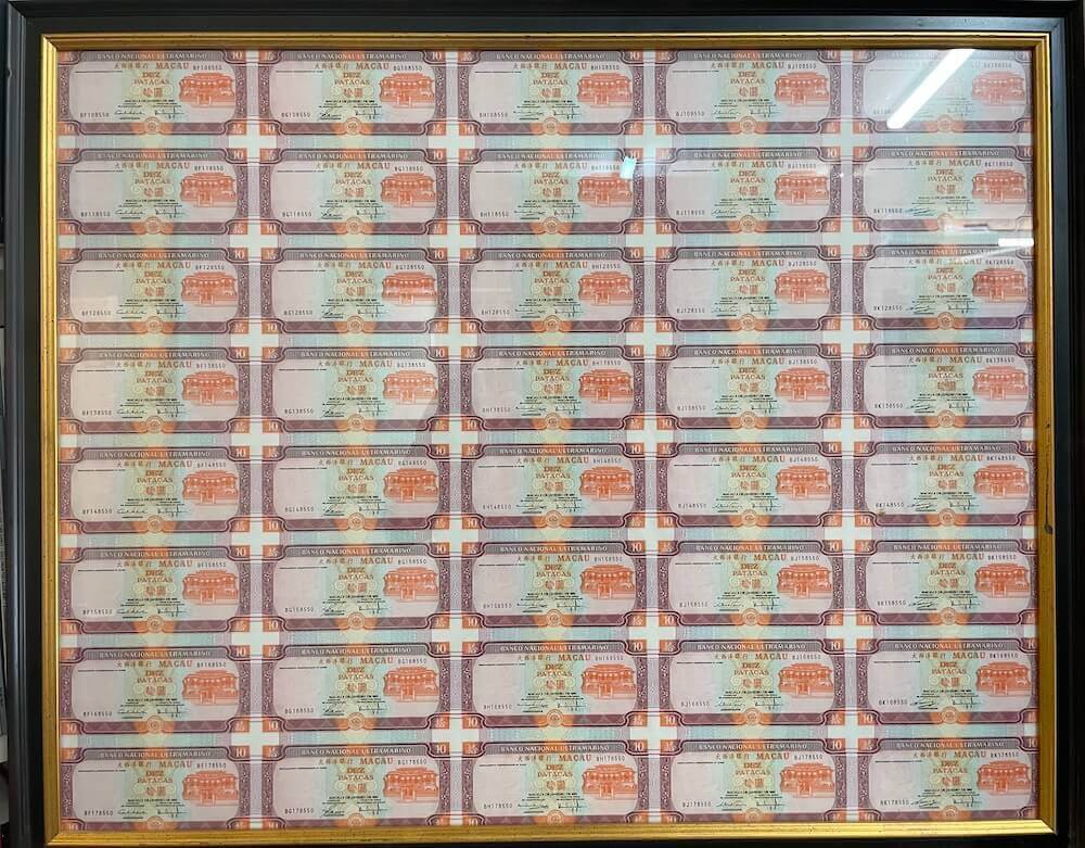 Macau 2001 2 Sheets of Uncut 30 + 40 * 10 Patacas Banknotes product image