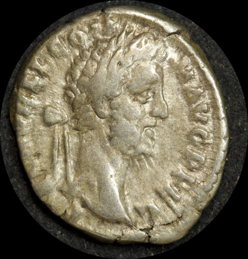 Ancient Rome (Imperial) 177-192AD Commodus Silver Denarius RIC III 259a Fine product image