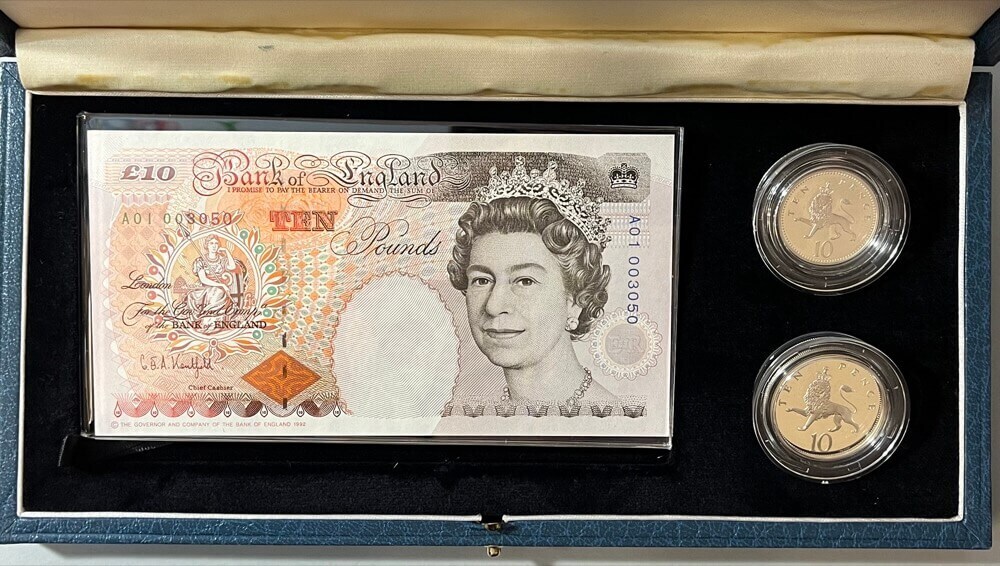 England 1992 10 Pound / Silver Proof 10 Pence Set product image