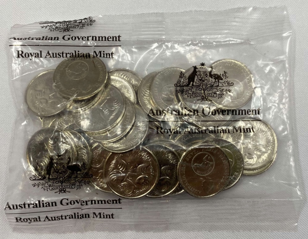 2016 5c Mint Bag of 40 Coins Uncirculated Changeover product image
