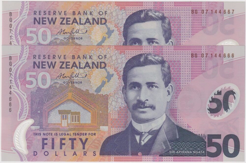 New Zealand 2007 Consecutive Pair of 50 Dollars Notes P#188b Uncirculated product image