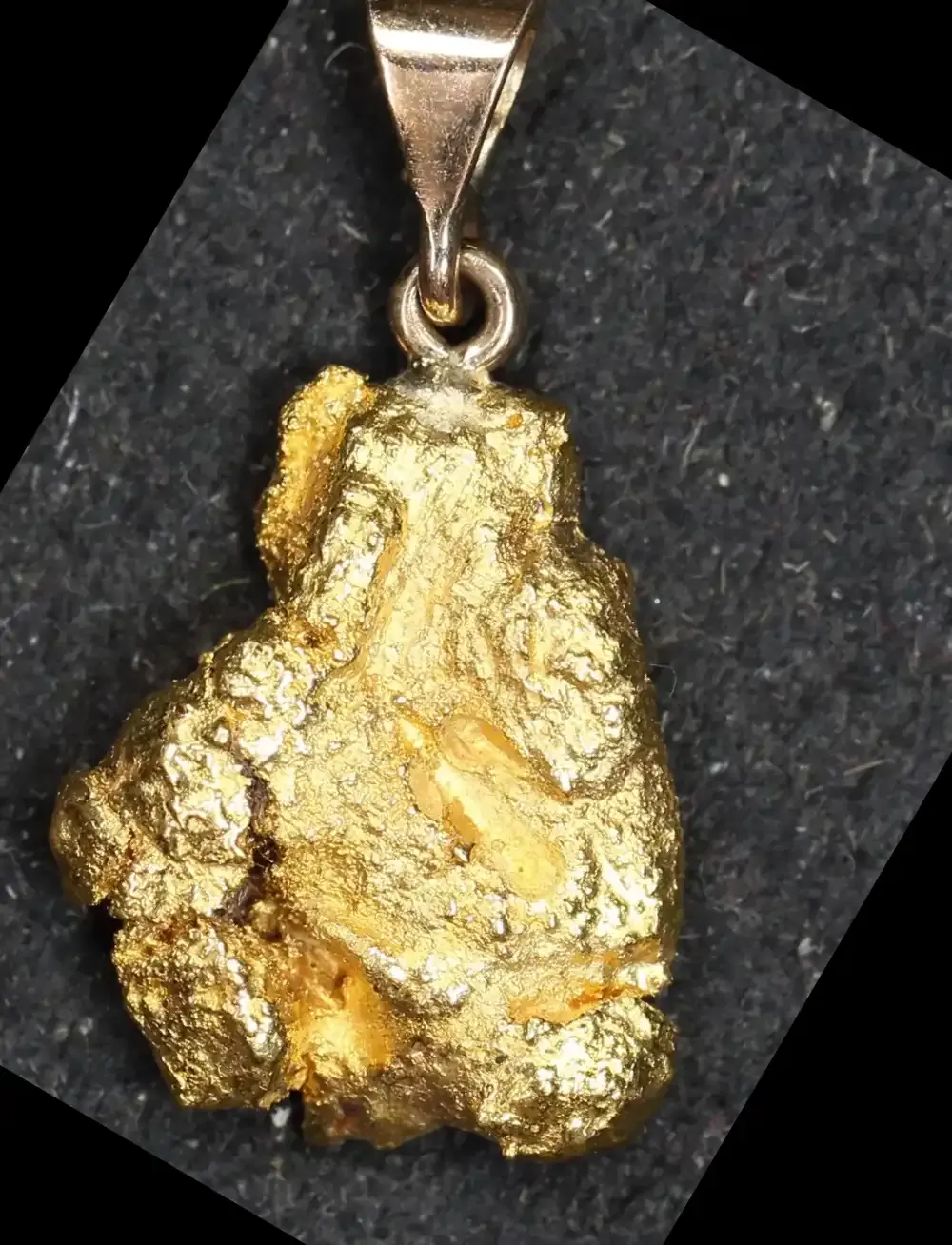 Natural Gold Nugget on Pendant 9ct Gold Clasp product image