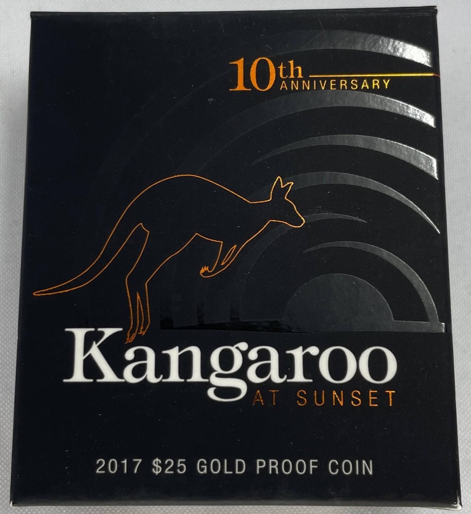 2017 $25 Gold Proof Coin Kangaroo at Sunset product image