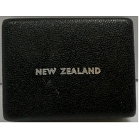 New Zealand 1984 Silver 1 Dollar Proof Coin Chatham Island Black Robin 