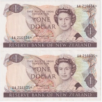 New Zealand 1981 1 Dollar Star Note Pair Hardie Pick#169a Uncirculated