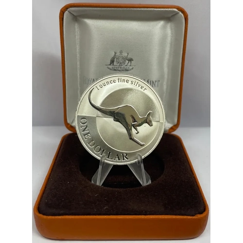 2004 1 Dollar Silver Kangaroo Uncirculated Coin In Box