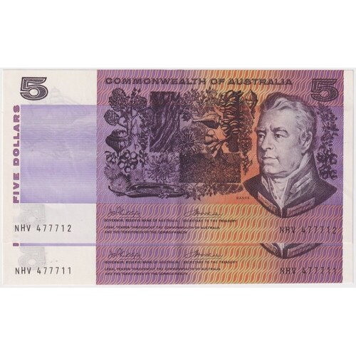 1972 $5 Note Commonwealth of Australia Phillips/Wheeler R204 Consecutive Pair good EF