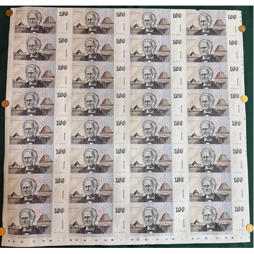 1995 100 Dollar Uncut Sheet of 32 Paper Notes